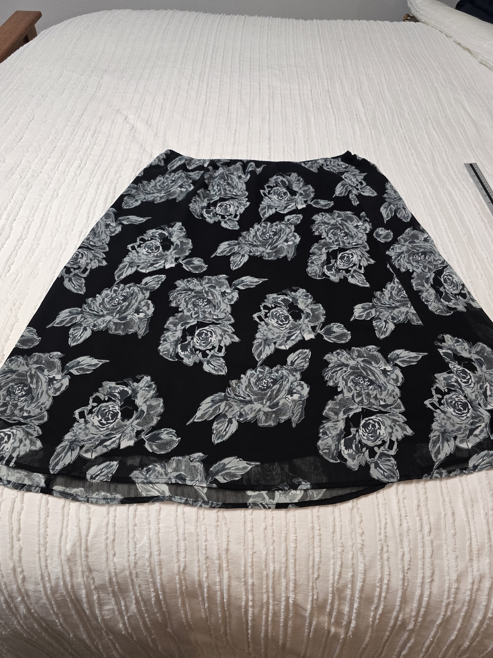 croft & barrow Black Skirt with Gray Floral Print